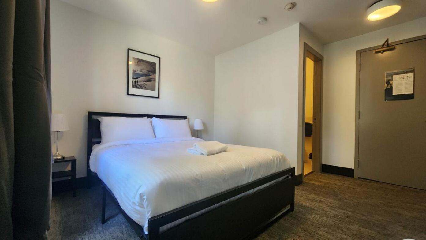 Hi Lake Louise Alpine Centre - Hostel Ngoại thất bức ảnh